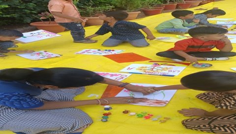 Thumb and flower activity